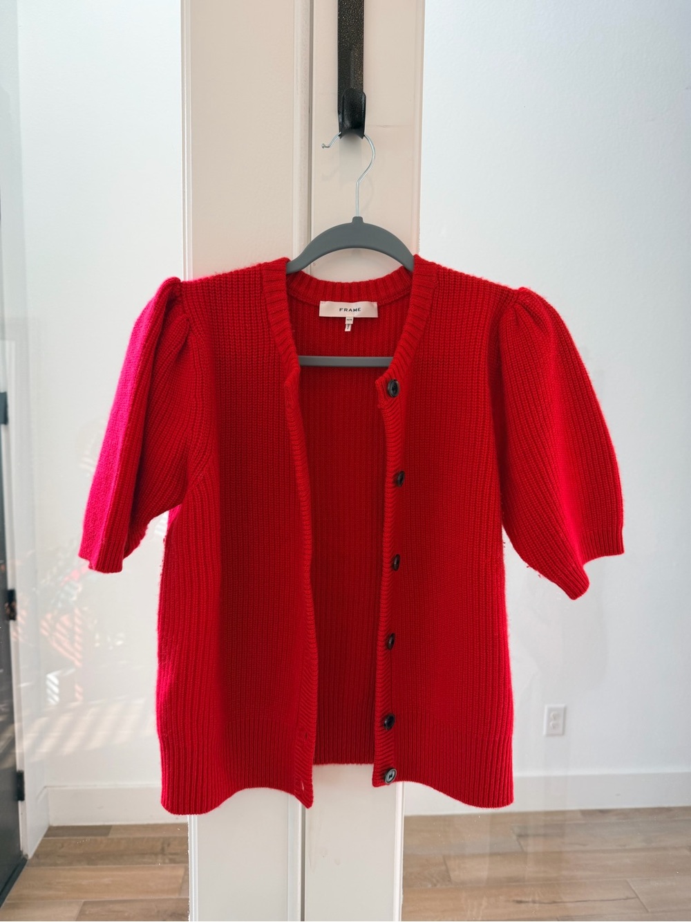 Frame Shrunken Rib Wool & Cashmere Cardigan - True Red - Picture 3 of 8